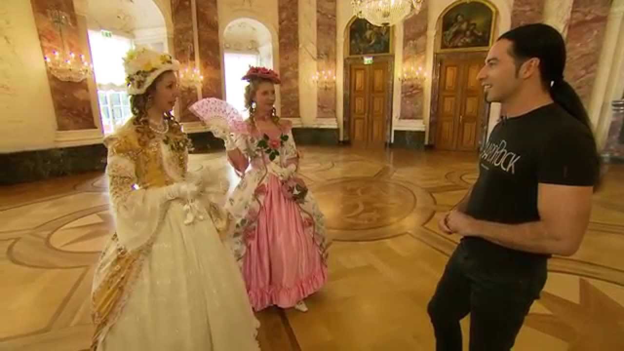 Bülent Ceylan im Barockschloss Mannheim