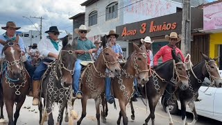 600 Cavaleiros Participam  No Desfile De Cavaleiros E Amazonas Em Ibitiura  De Minas