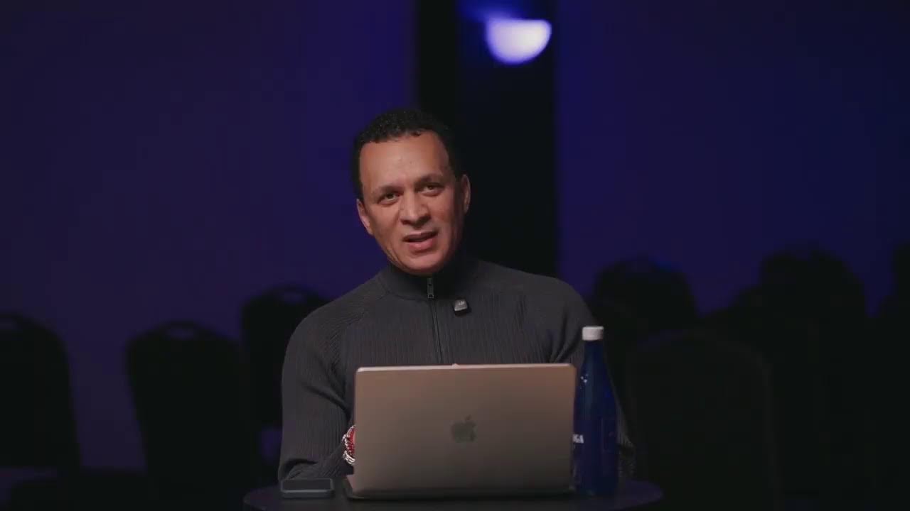 «Молитва с поднятыми руками»: позы для молитвы. Учение пастора Лоуренса Пауэлла.