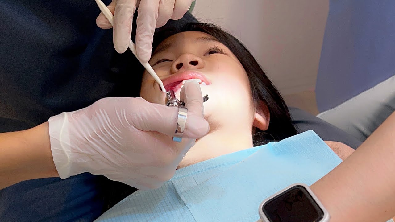 【一次用兩顆牙齒】抓兩隻蛀牙蟲蟲 戴小鋼帽【滾哥滾妹的遊樂世界】