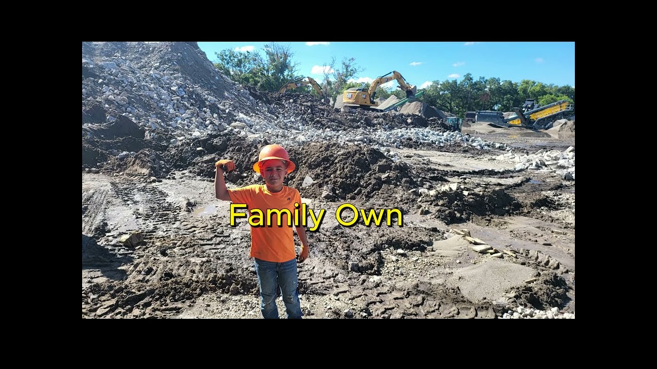 🏆 5-Star Rated Junk Removal & Demolition Services in Tampa Bay!