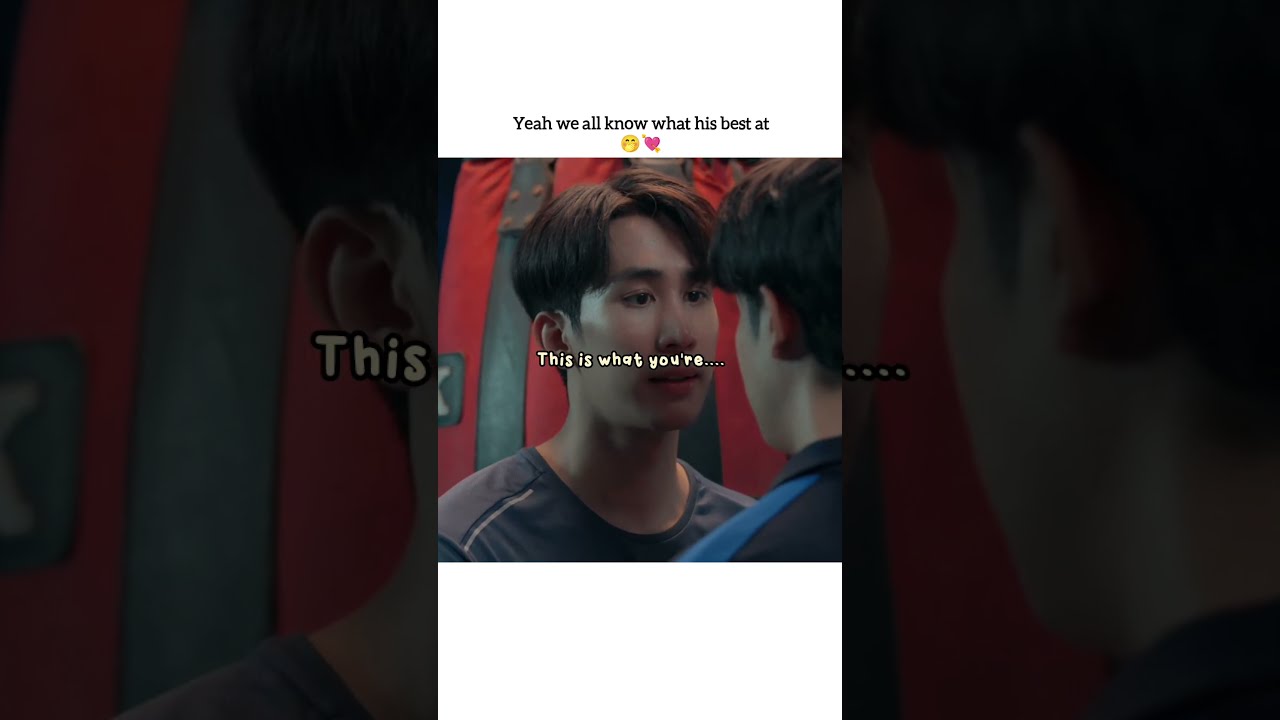 his dad interrupt their kiss😂🤭