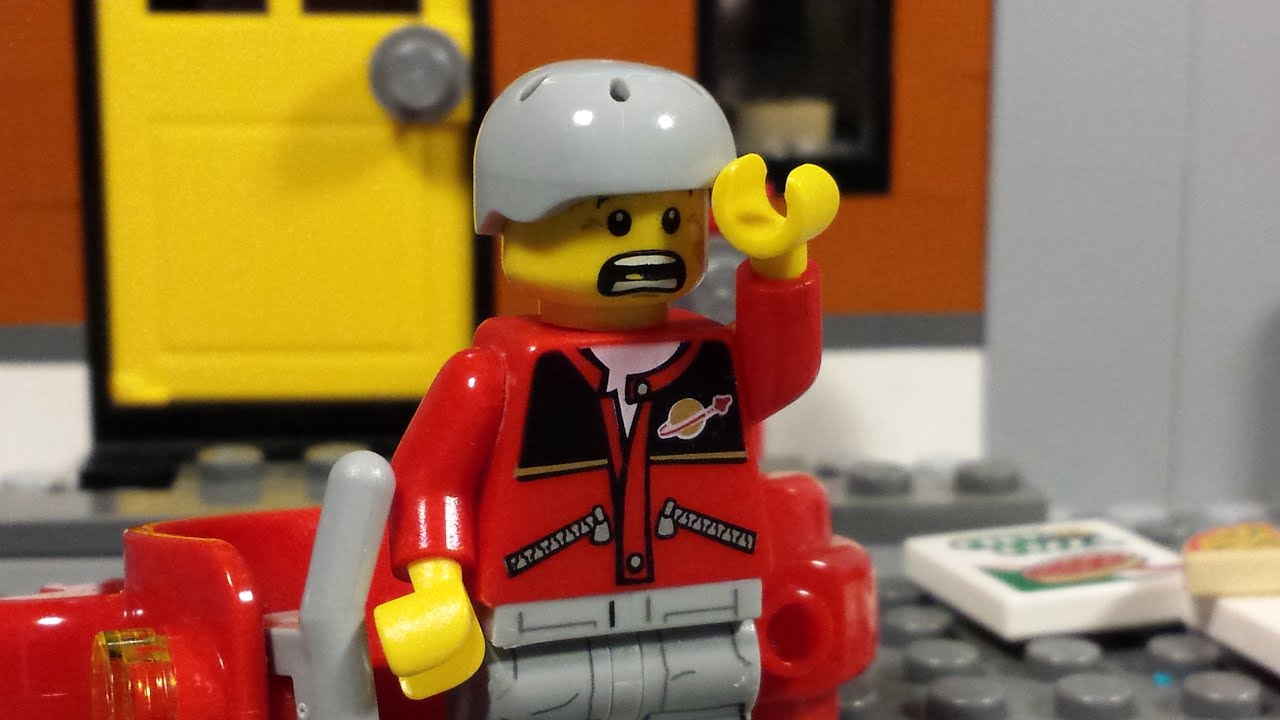 Pizza Delivery Fail - LEGO Stop Motion