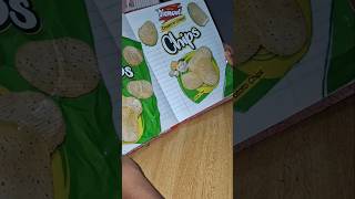 Junk journal DIY! Turning a chips packet into cool notebook art. ✂️✨ #junkjournal #diycrafts #viral