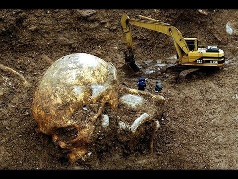 giants human giant skeletons found skeleton nephilim angels biggest ancient aliens bones ever history after god scheletro interista past enlarge