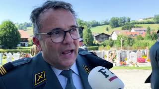 Die Schweizer Armee Beerdigt Max Mustermann In Plaffeien