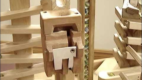 Marble machine 1 in action