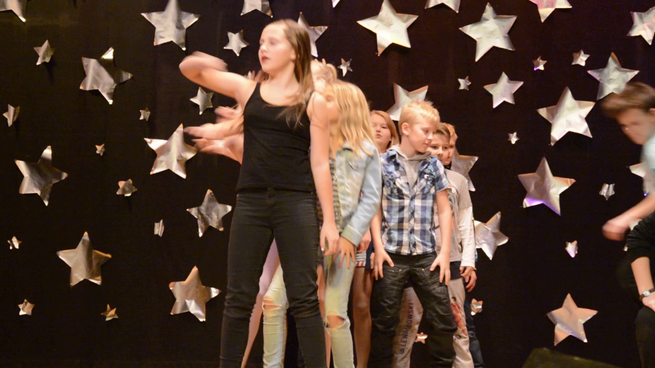 Tõrva Gümnaasiumi jõulupidu 2016: 4b