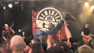 Demented Are Go - Skating in the Rain (Zikenstock Festival 2016 France, Cateau-Cambrésis) [HD]