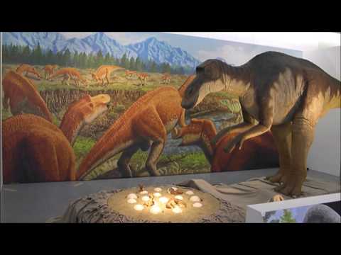 福井県立恐竜博物館2017年度特別展「恐竜の卵 ～恐竜誕生に秘められた謎～」で使用された恐竜ロボットたち