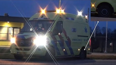 Ambulance komt vast te zitten!