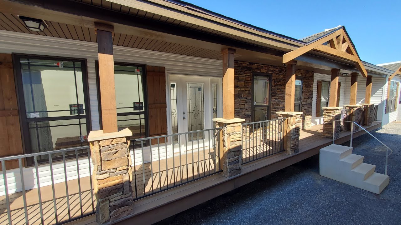 Kairos II by Deer Valley! This Triple has over 3,000 square feet of ...