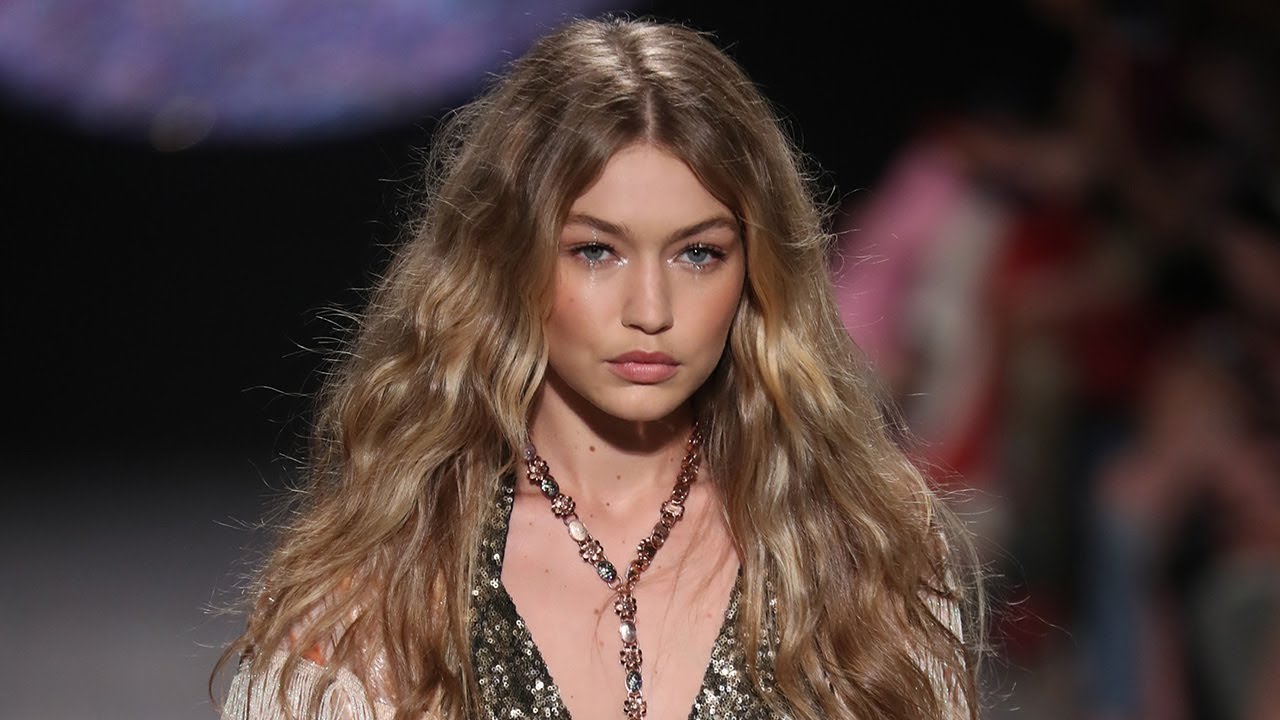 Gigi Hadid Walks NYFW Runway Barefoot After Shoe Breaks