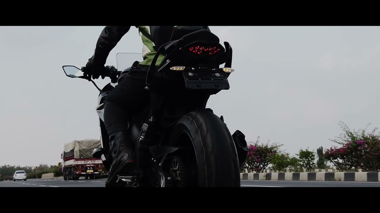 Just a Ride // Kawasaki 1000SR //