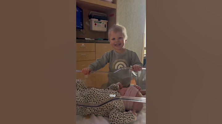 When your toddler meets his baby sister for the first time and it feels more like a reunion 🥹