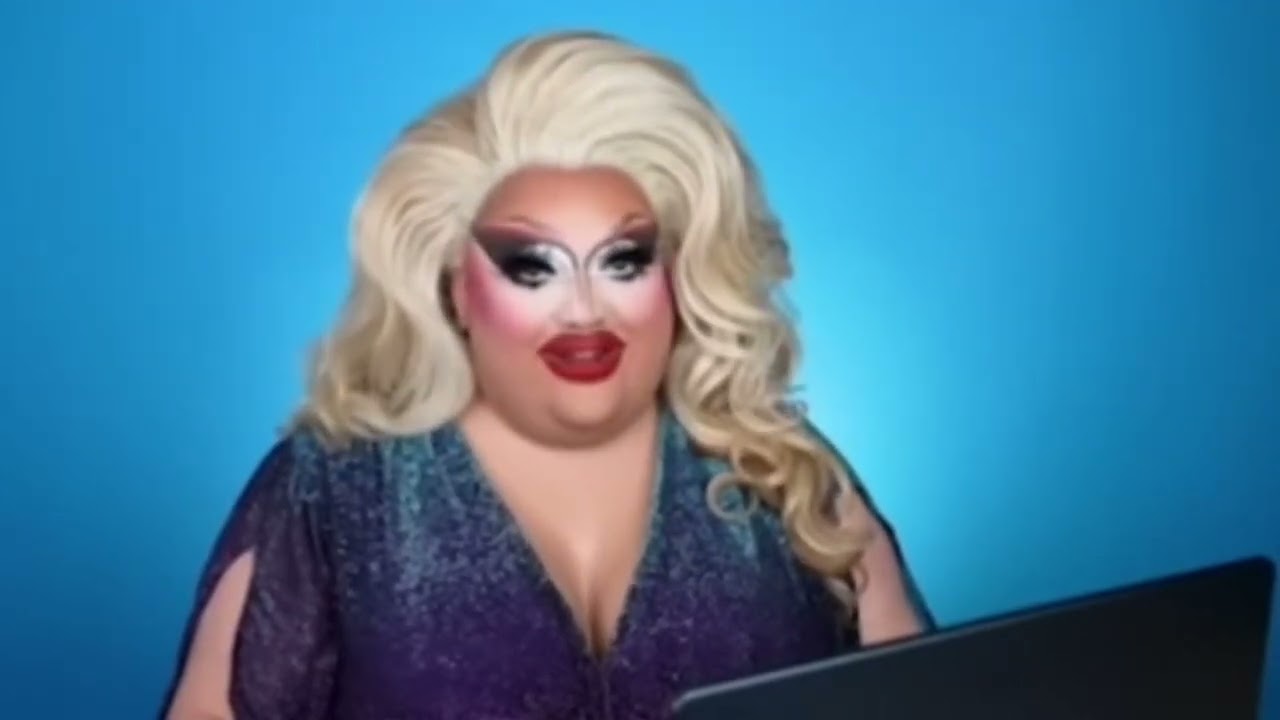 Stan twitter: its giving he she we they them nonbinary vegan vegetarian😨￼