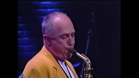 PJ Perry Live