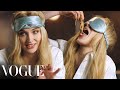 Sophie turner tastes 6 british takeout foods  vogue