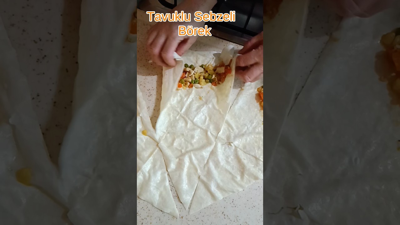 Siz hiç tavuklu börek yaptınız mı?Çok Lezzetli #shorts #borek #yemektarifleri #aboneol