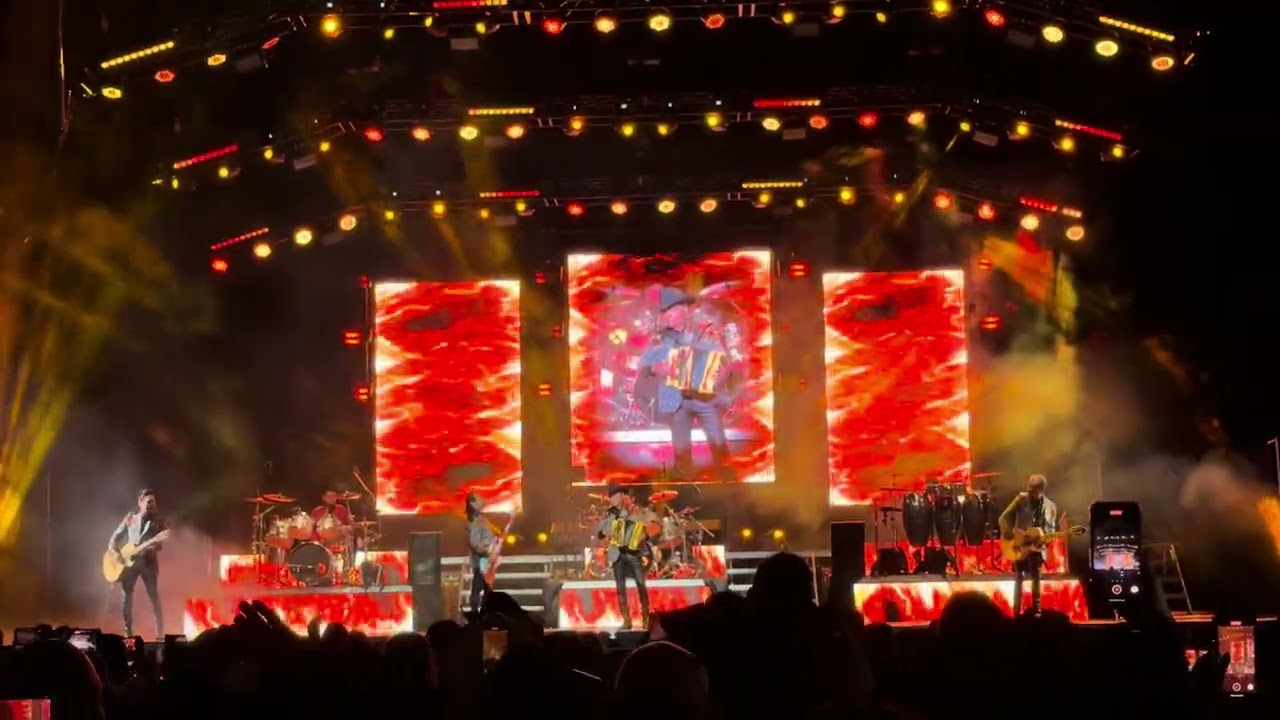 “Ni Parientes Somos” Los Tigres del Norte 14 de febrero 2026