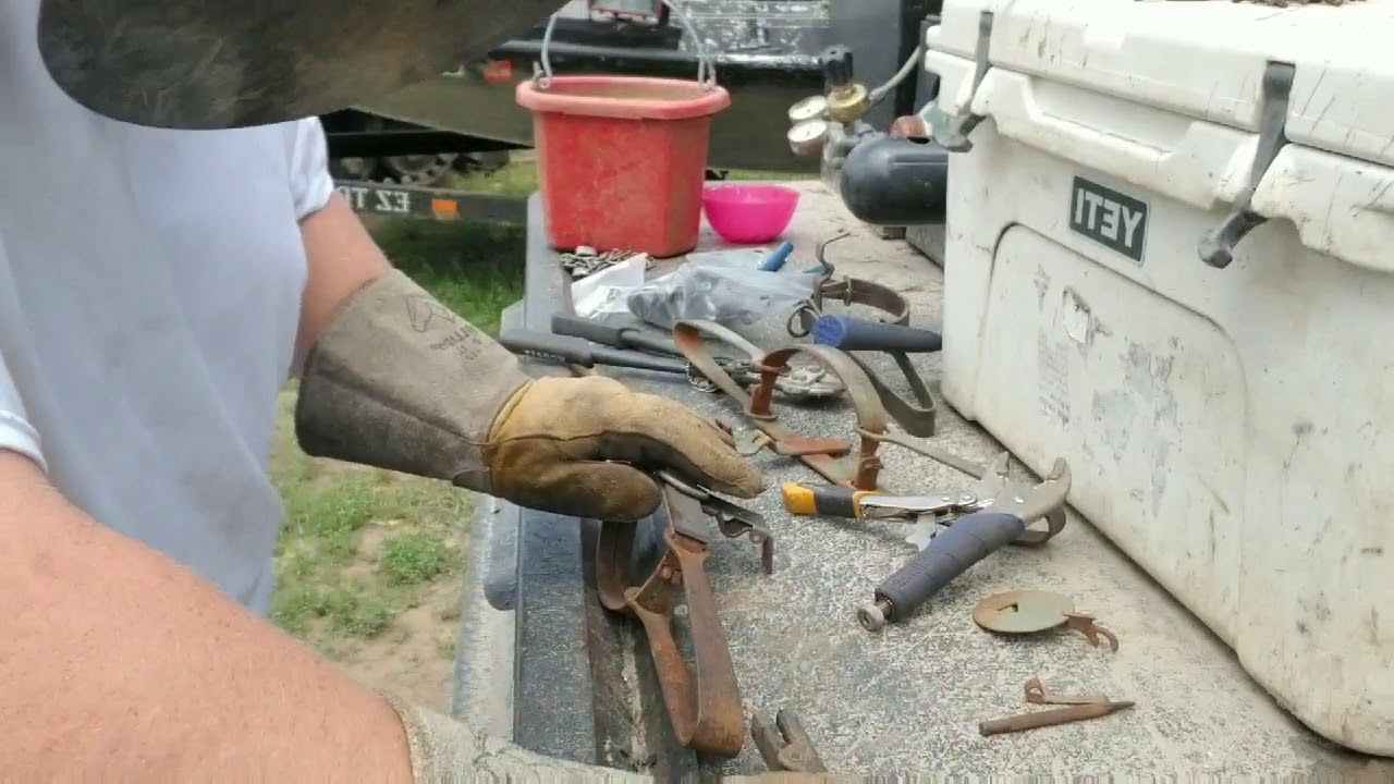 Modifying longspring traps for coyote,bobcat an beaver