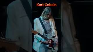 10 Well-Known Guitarists Who Play Left-Handed