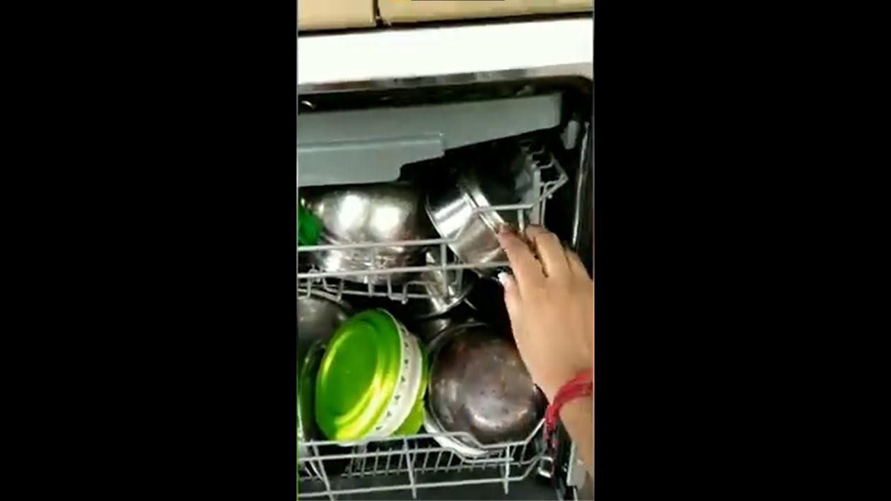 Amazon basics 14 plate dishwasher machine while washing inside and working