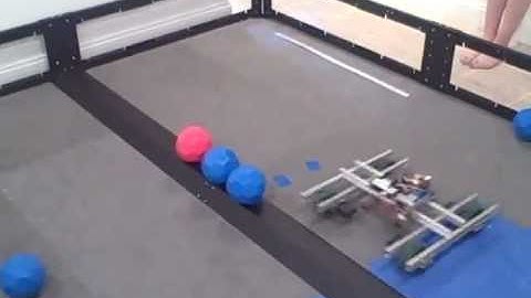 VEX Toss Up Robot Experimentation: Mecanum Wheels