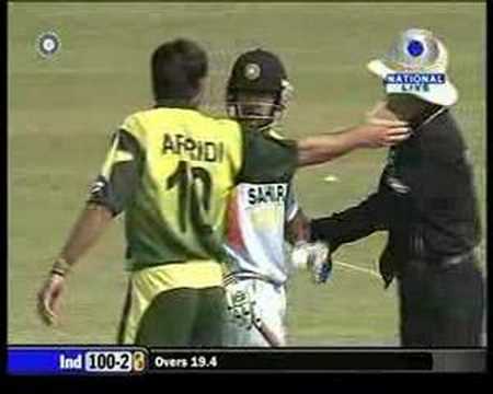 Gambhir - Afridi clash