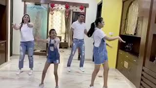 Virtual Flash Mob for Primary