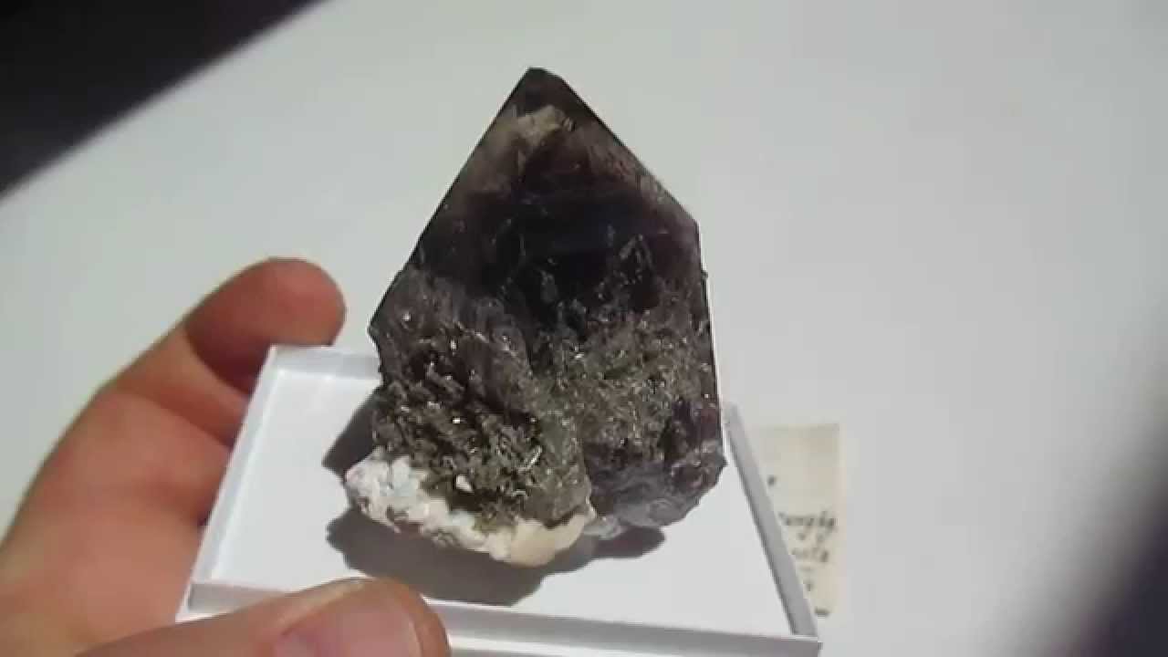 Epidot xx auf Rauchquarz + Hirschberg,Schlesien,Riesengebirge