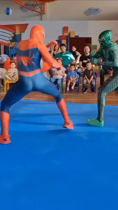 Spiderman Vs Green Goblin Fight, Birthday Party 🎈 🎊