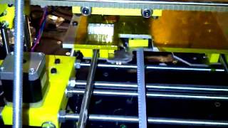 3D Printer with Heated Bed using Skeinforge and Repsnapper to print RepRap plastic PLA piece
