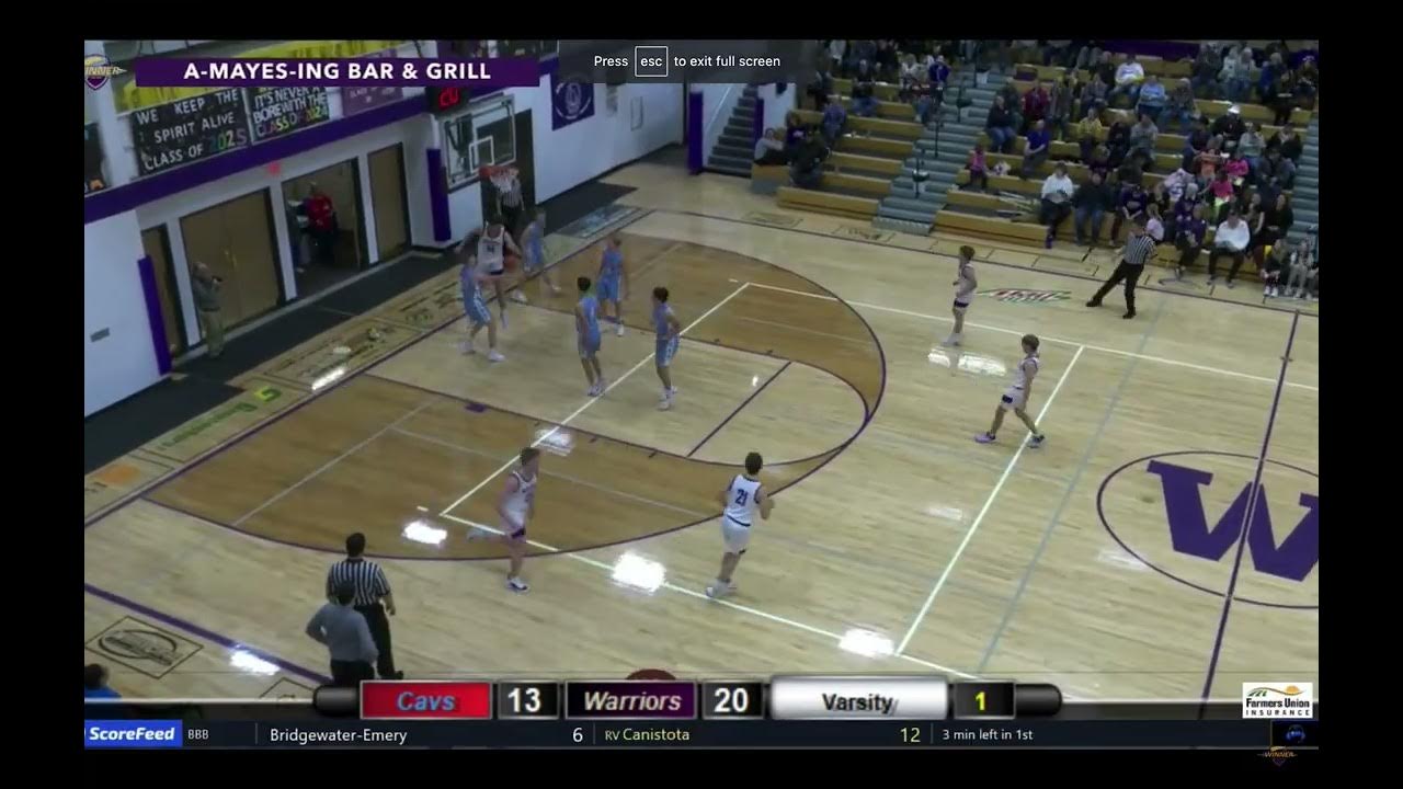 Winner's Aiden Barfuss finds Shawn Hammerbeck for the twohanded dunk