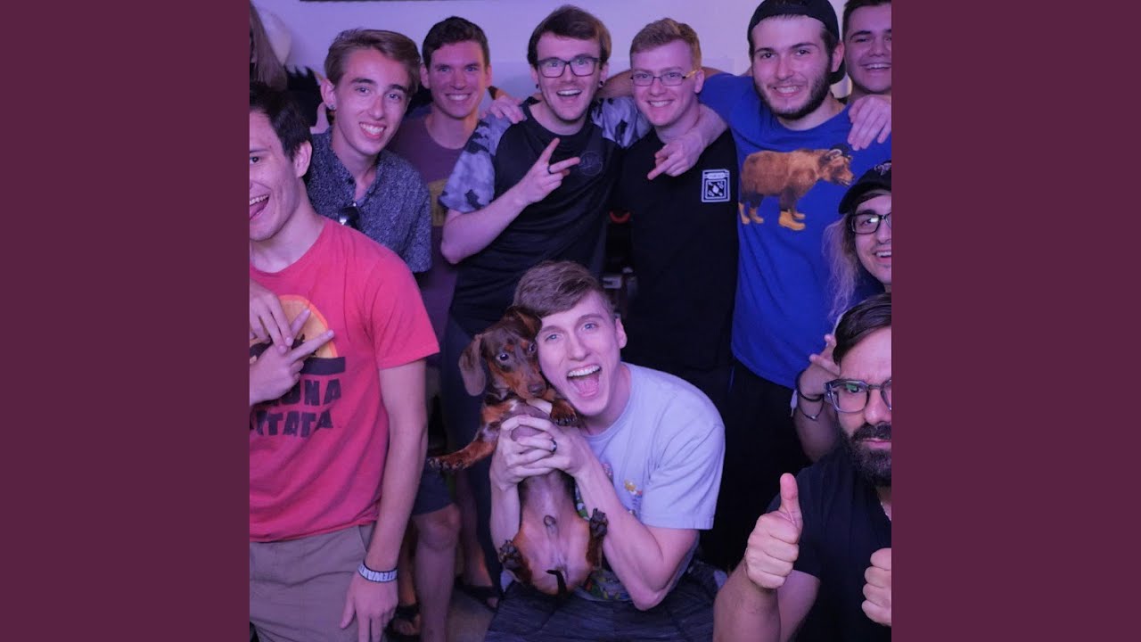 United Fam (feat. Scottay)