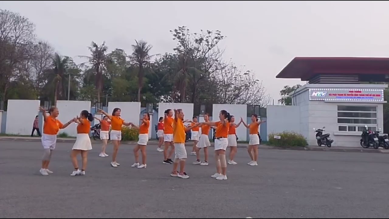 Nhảy đôi 80 năm 100 năm