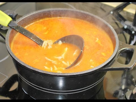 Video: Lezzetli Tavuklu Börek çorbası Nasıl Yapılır?