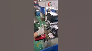 Real time printing label water tube hose folding labeling machine with scanning feedback system
