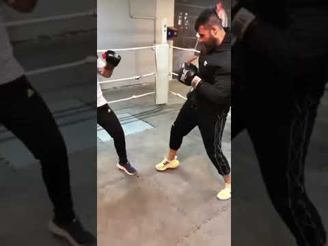 المدرب الدولي خالد خليل مع ادهم خالد