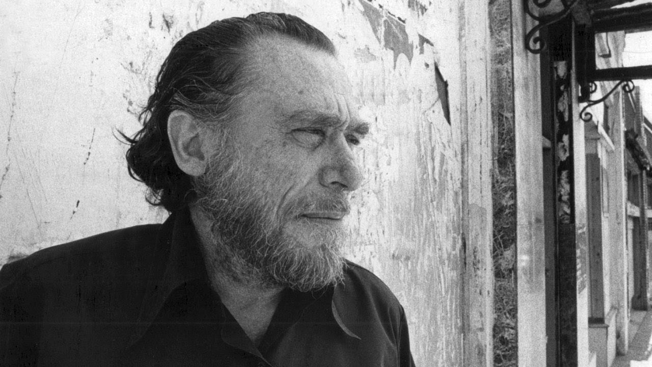 Charles Bukowski | Zarı yuvarla [Şiir]