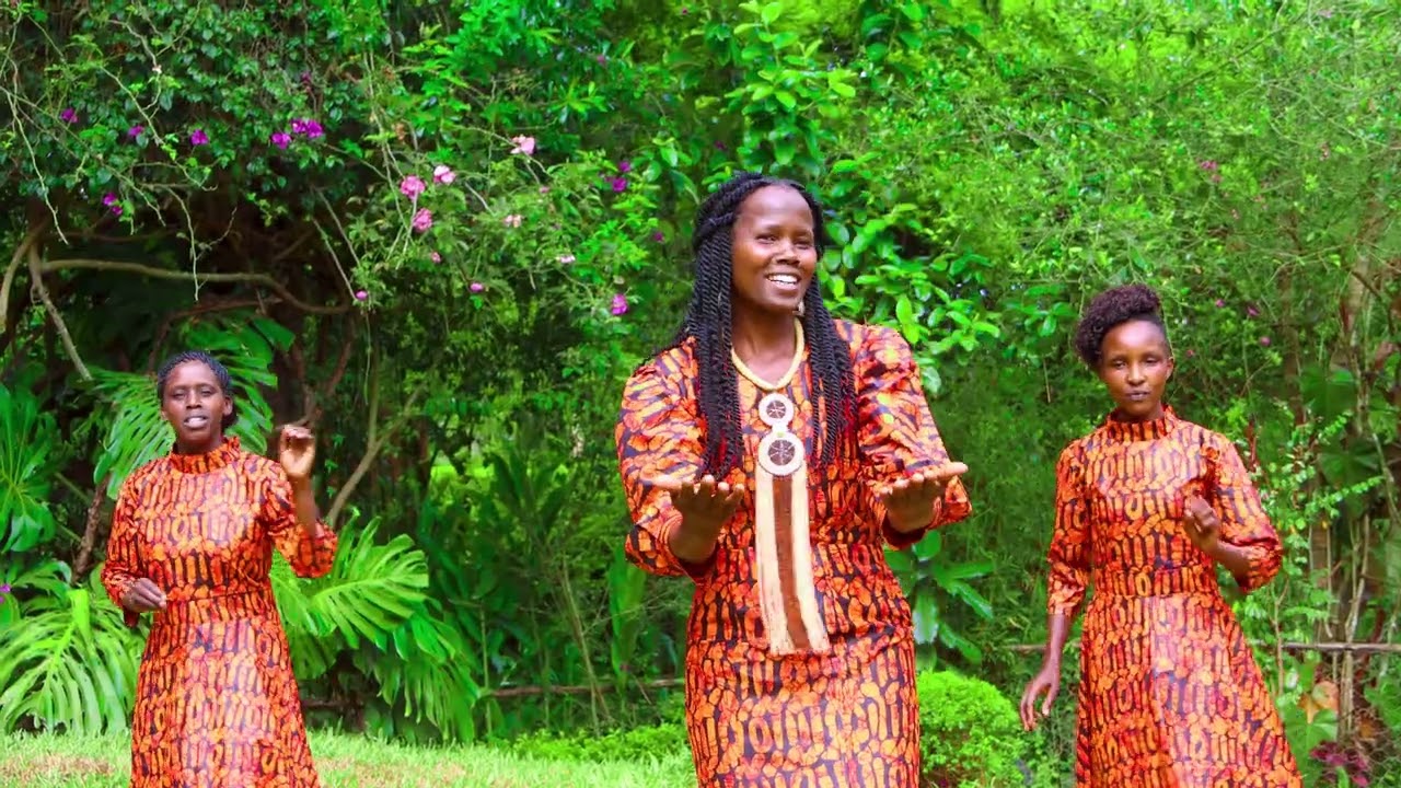 Carolyne Rono - Panda mbegu (4K Video)