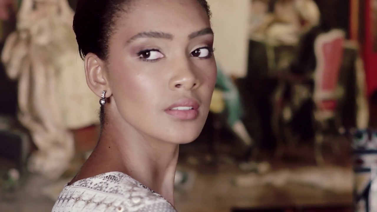 Queenspark Winter '17 - That Dress