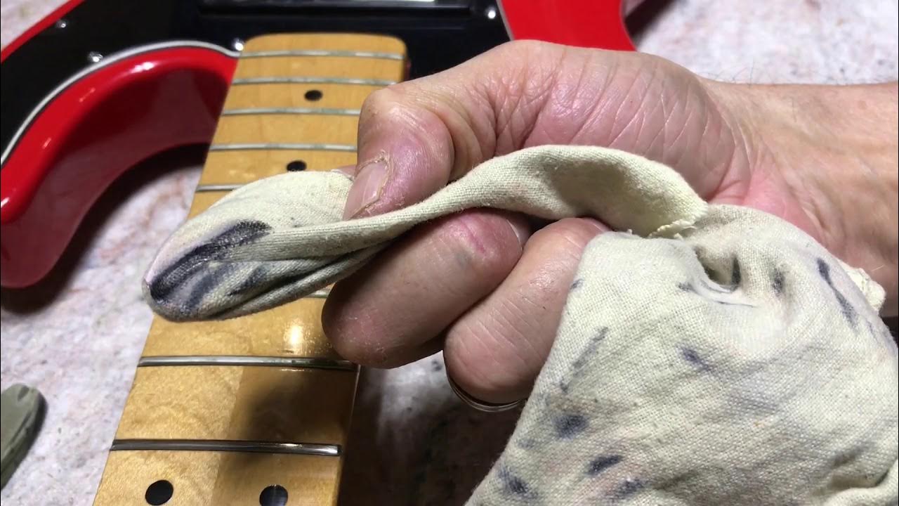 How to Clean Dirty Guitar Frets Fret erasers, polish, steel wool