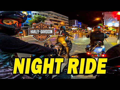 Harley Davidson Gece Sürüşü (Yüksek Egzoz Sesi İçerir!)