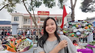 CÙNG CÔ GÁI XINH ĐẸP THAM GIA ĐẠI TIỆC TẾT NGƯỜI HÀ NHÌ VỚI NHIỀU MÓN ĂN ĐỘC LẠ . PHENG PHENG VLOG