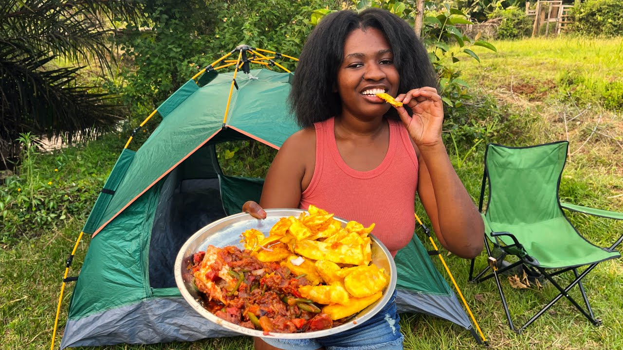 Wild Cooking: Deep Fried Bananas Coated in Flour + Beef ASMR”