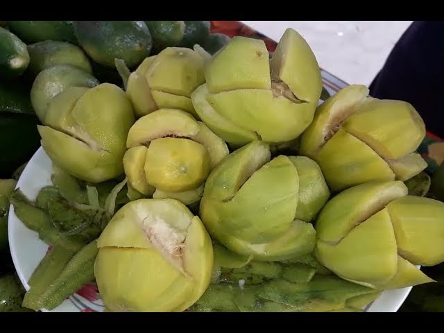 Aamra/Hog Plum Cutting and Decorate with Spice to Eat at Street |Street Food Finder