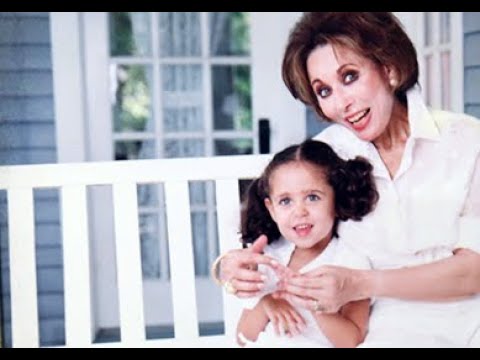 قصة امرأة حرة يكشف أسرارا لأول مرة في حياة لبنى عبدالعزيز