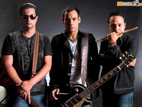 VIENTO EN CONTRA....EL ULTIMO TRAGO....HD