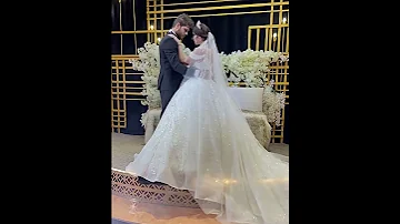 اجمل اعراس عراقيه شوفو العروسه والعريس شلون يرقصون على اغنية اليسا عبالي حبيبي 